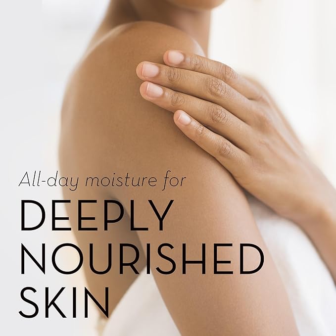 Olay Body Wash for Women, Fresh Radiance, Refreshing & Renewing, Made with Plant Based Cleansers, B3 Botanical Complex, For All Skin Types, Cucumber & Aloe Water Scent, 22 fl oz (Pack of 4)