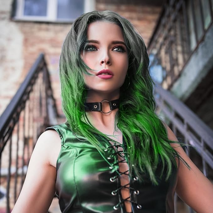 Temporary Green Hair Spray for