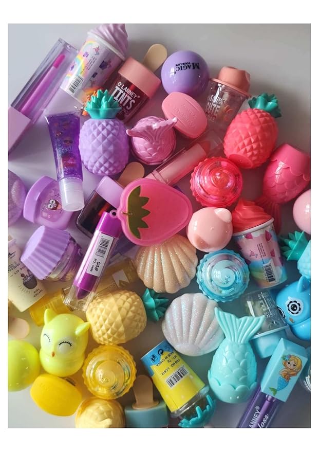 Beauty Bundle Lip Gloss, Lip Tint, Mood Lipstick Lippie Balm, Mixed Bulk Italia Deluxe, Variety Set Random Party Favors Novelty, Gifts For Girls, Teens, & Women (Random, 12 PCS)