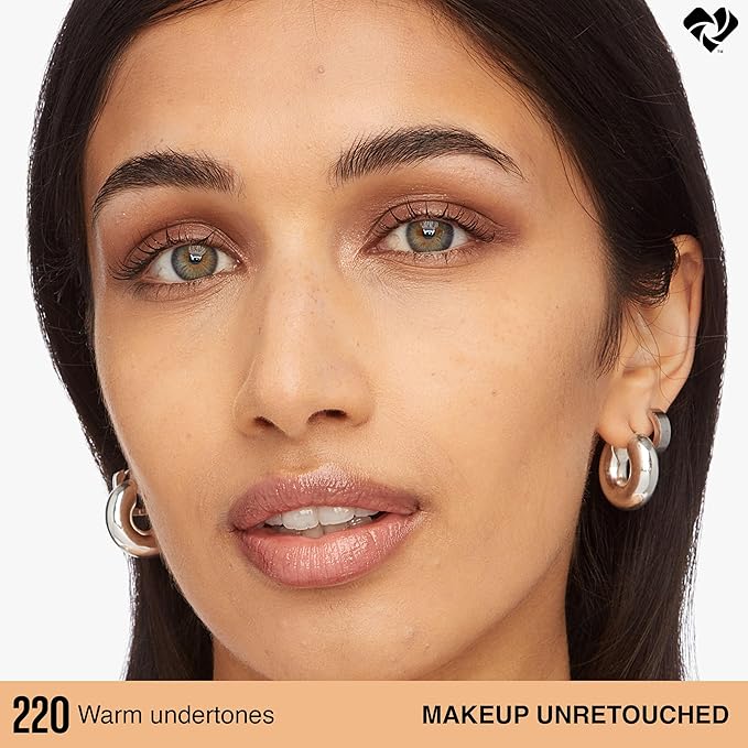 Maybelline Super Stay Lumi-Matte Foundation, Lightweight and Buildable Full Coverage Foundation Makeup For Up To 30HR Wear, 220, 1 Count