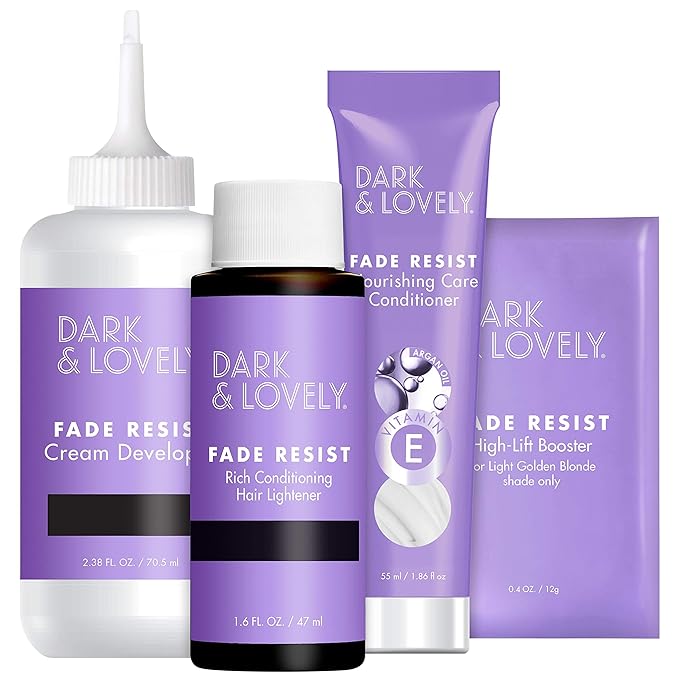SoftSheen-Carson Dark and Lovely Fade Resist Rich Conditioning Hair Color, Permanent Hair Color, Up To 100 percent Gray Coverage, Brilliant Shine with Argan Oil and Vitamin E, Light Golden Blonde
