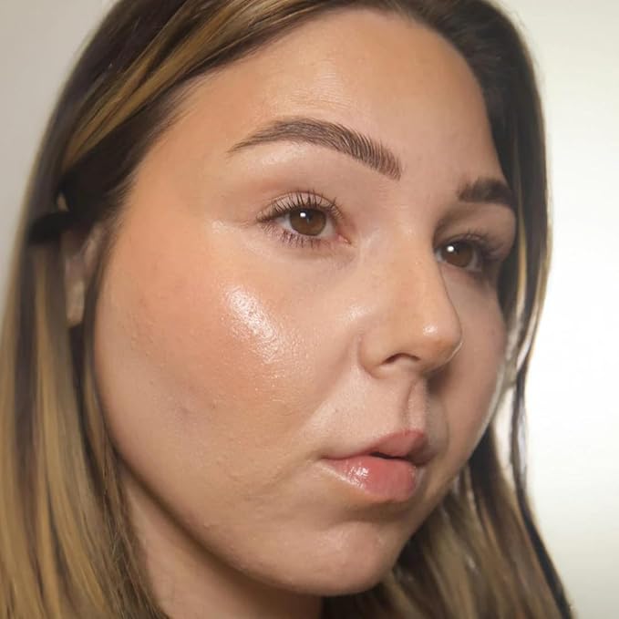 Axiology Shaping Stick for Definition, Bronzing, and Contour