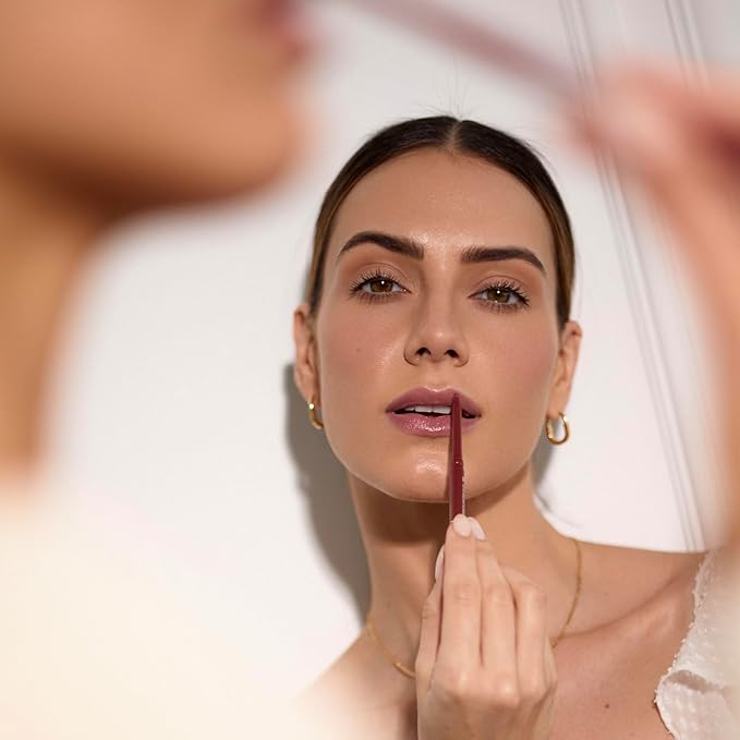 Palladio Retractable Waterproof Lip Liner High Pigmented and Creamy Color Slim Twist Up Smudge Proof Formula with Long Lasting All Day Wear No Sharpener Required, Black Berry