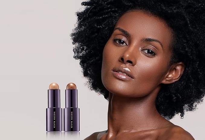 Kevyn Aucoin The Contrast Stick, Define color (deep in Italy.