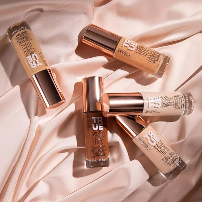 Catrice | True Skin Hydrating Foundation | Lightweight Warm Toffee)