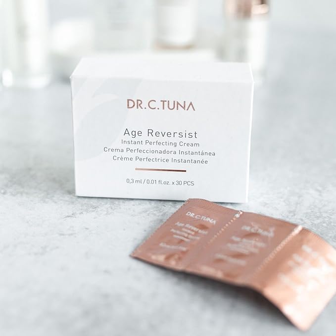 FARMASi Dr. C. Tuna Age Reversist Exceptional Cream, Instant Wrinkle Smoothing Gel Cream with Marine Plankton Extract, Anti-Aging Face Treatment, 30 Sachets x 0.01 fl. oz