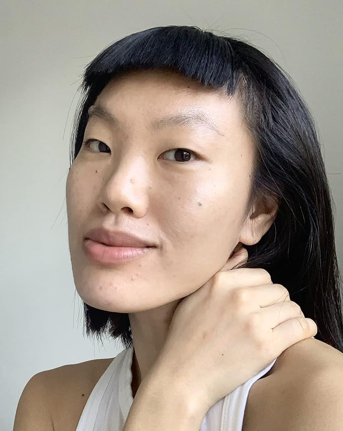 Makeup Revolution Conceal and Define Concealer, Full Coverage 0.7 Fl Oz