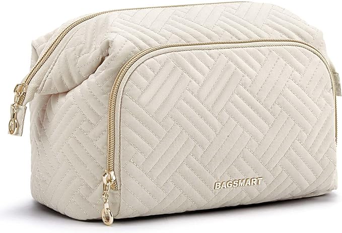 BAGSMART Travel Makeup Bag, Cosmetic Bag Make Up Organizer Case,Large Wide-open Pouch for Women Purse for Toiletries Accessories Brushes