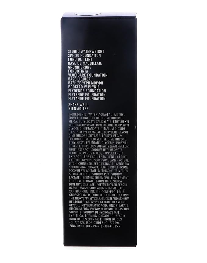 MAC Studio Waterweight Spf 30 Foundation NC20