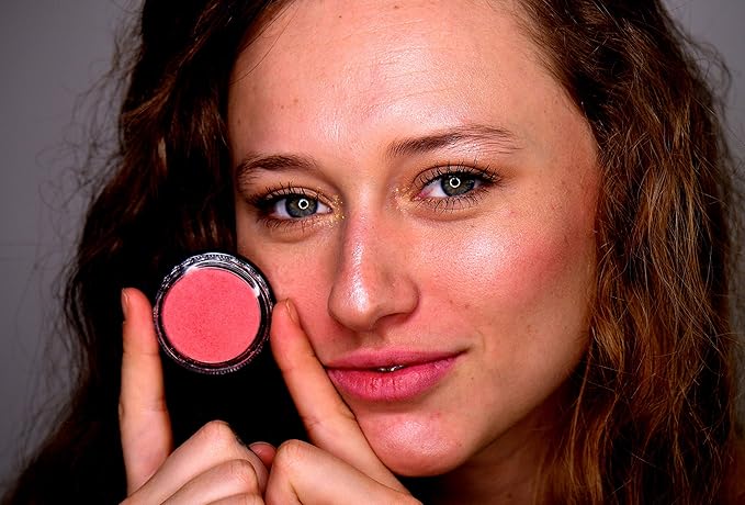 Sunkissed Shimmering Pink with Tints of Orange Blush Cruelty Free 4 G